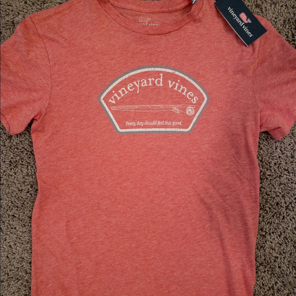 Vineyard Vine t-shirt